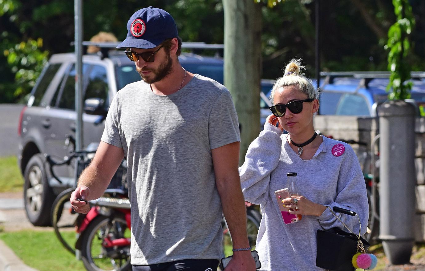 Miley-Cyrus-Liam-Hemsworth-Rekindle