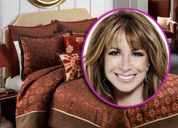 //postelenaqueencomforterset