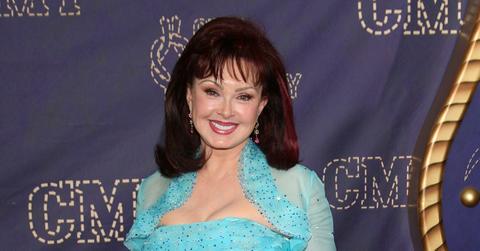 ashley judd texts therapist naomi suicide