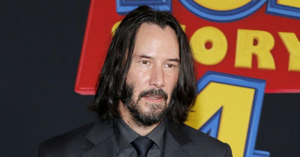 Masked Intruders Break Into Keanu Reeves' $7 Million Hollywood Home ...