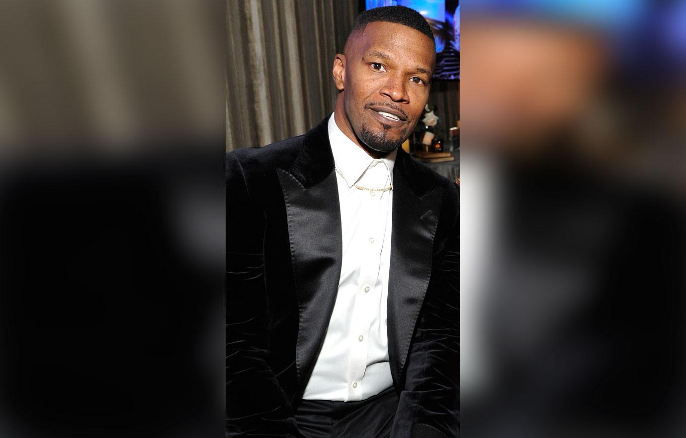 Does Katie Know? Jamie Foxx Plays Family Man On Visit With Ex-Girlfriend And Daughter