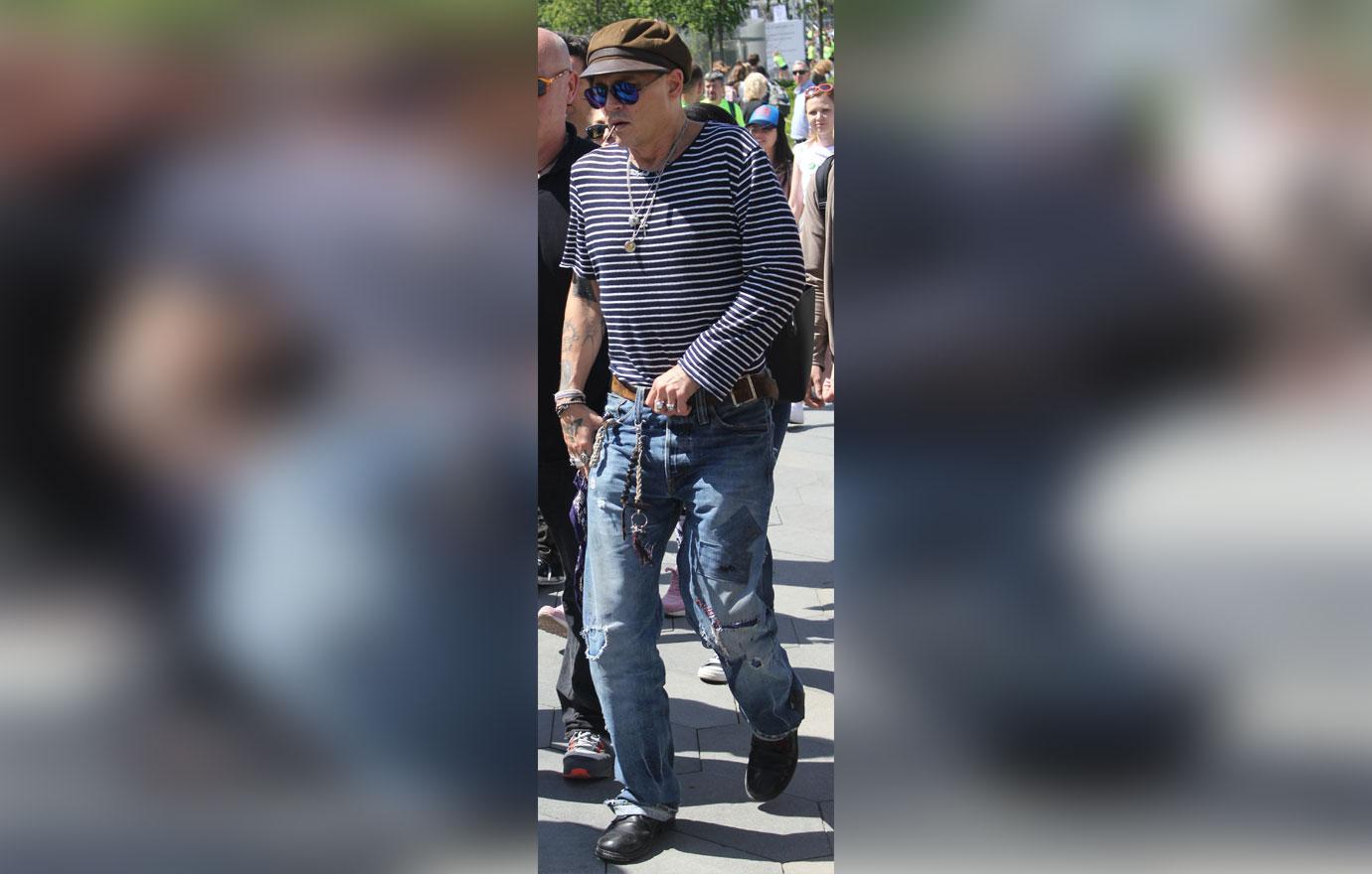 Johnny Depp Skinny Pale Photos