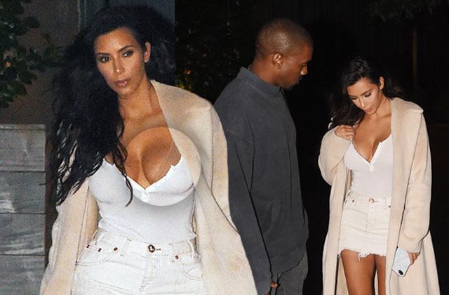 //kim kardashian wardrobe malfunction nude bra boobs pp