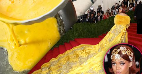 //Rihanna Met Gala  Memes pp