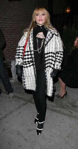 Pill Bottles, Broken Dreams & Bizarre Behavior — Brittany Murphy's Last