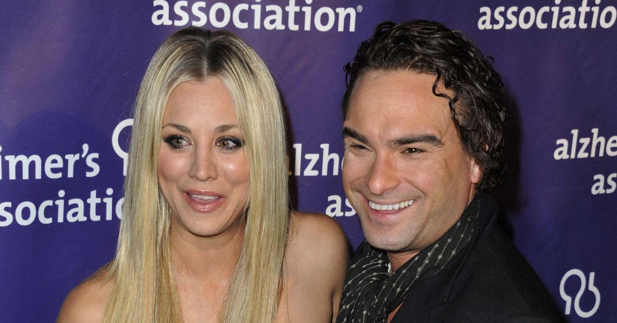 Photo of Kaley Cuoco and Johnny Galecki