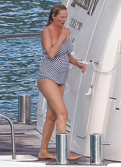 //uma thurman pregnant bikini yacht