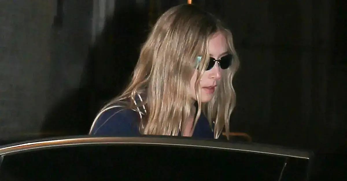 Photo of Sunday Rose