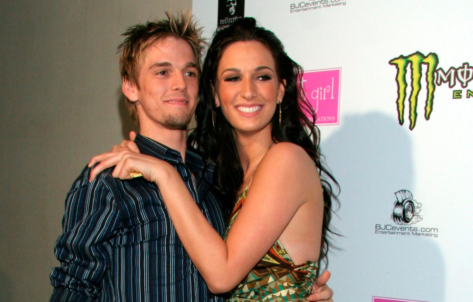 aaron carter reaches deal with late singers fiancee melanie martin control son prince