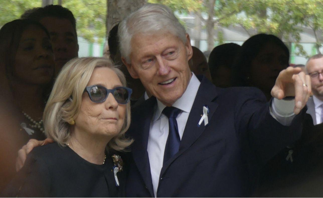 Picture of Bill and Hillary Clinton