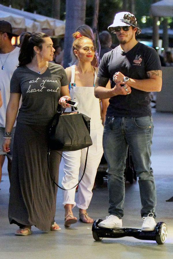 Jennifer Lopez Casper Smart Back together