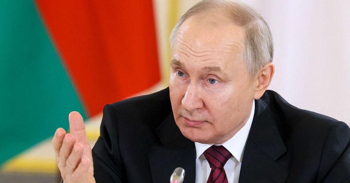 WW3 Fears: Vladimir Putin Moves Nukes to Belarus