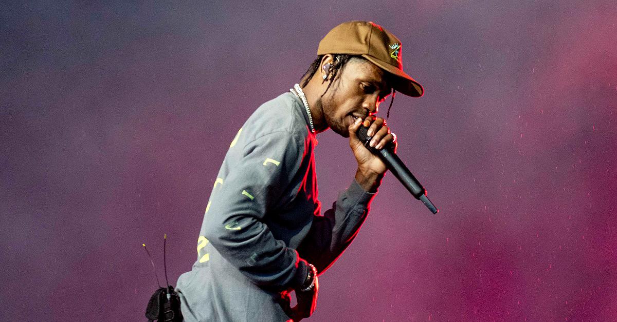 These videos show just how chaotic Astroworld was over the weekend