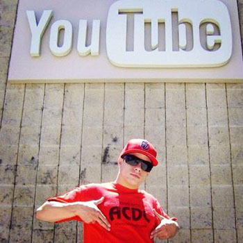 //casper smart youtube twitter