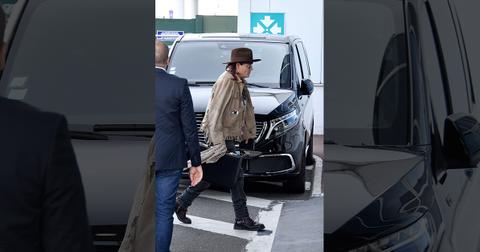 johnny depp back on set first movie paris photos amber heard win