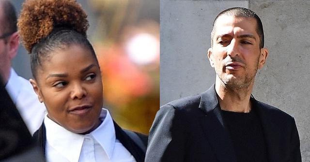 The singer appeared in good spirits alongside her somber looking ex Wissam Al Mana.