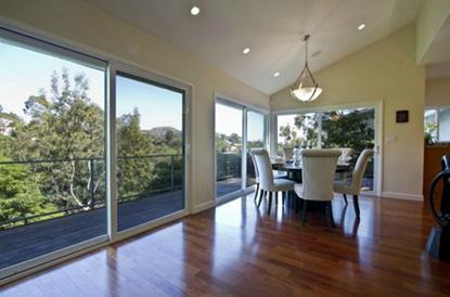 //david cook sells la home x_px