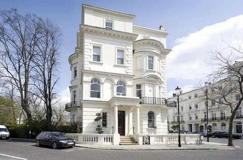 Would I Lie to You? Annie Lennox's Five-Story London Home Is Worth $20M