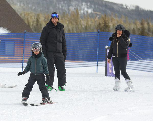 Kourtney Kardashian Scott Disick Ski