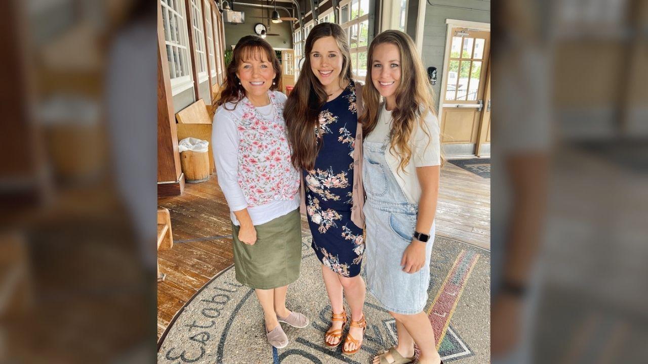 Image of Jessa Duggar says she doesn't want to have as many children as her mother, Michelle.