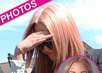 //amanda bynes leaves police station post