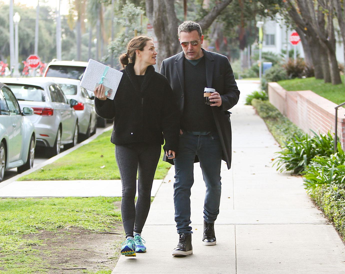 Ben Affleck and Jen Garner Hanging Out