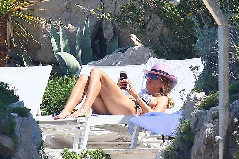 //heidi klum bikini body cannes vacation