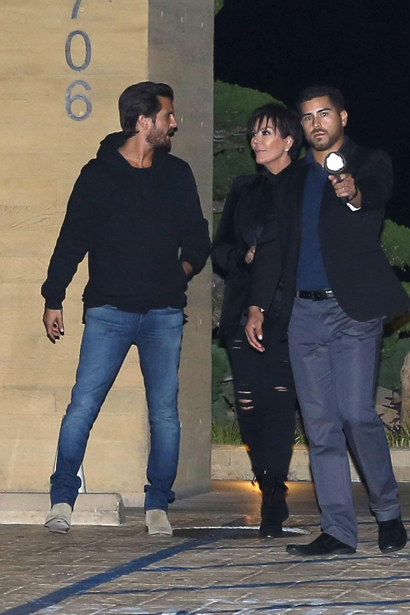 Kris Jenner Offers Scott Disick Contract