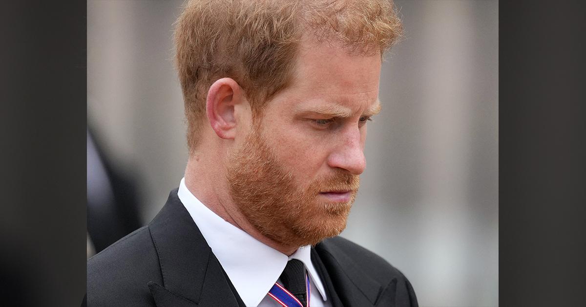 prince harry ditch memoir no trust royal family  million