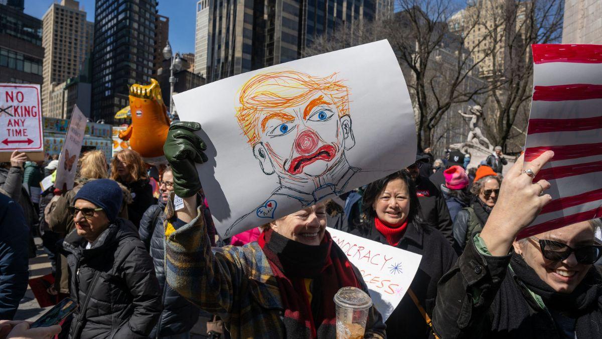 A photo of the No Kings protest in New York City