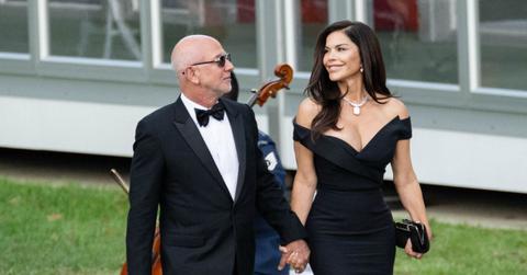 A photo of Jeff Bezos and Lauren Sánchez