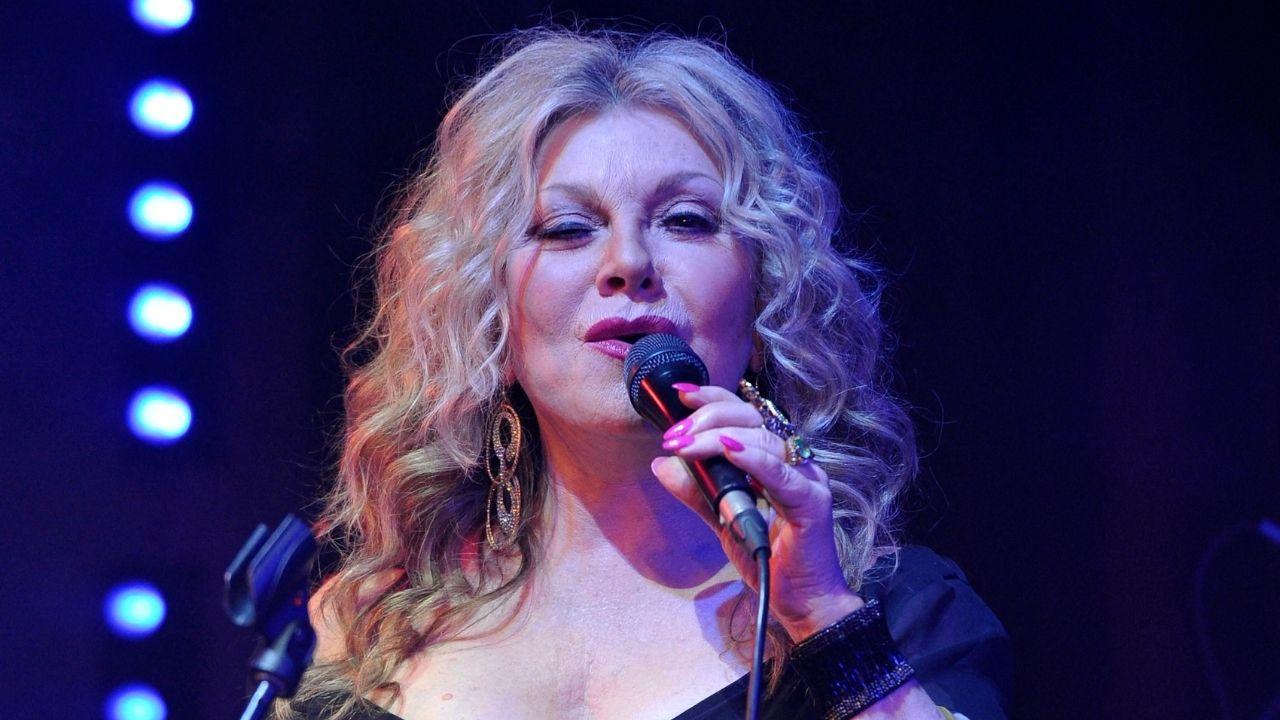 Photo of Stella Parton