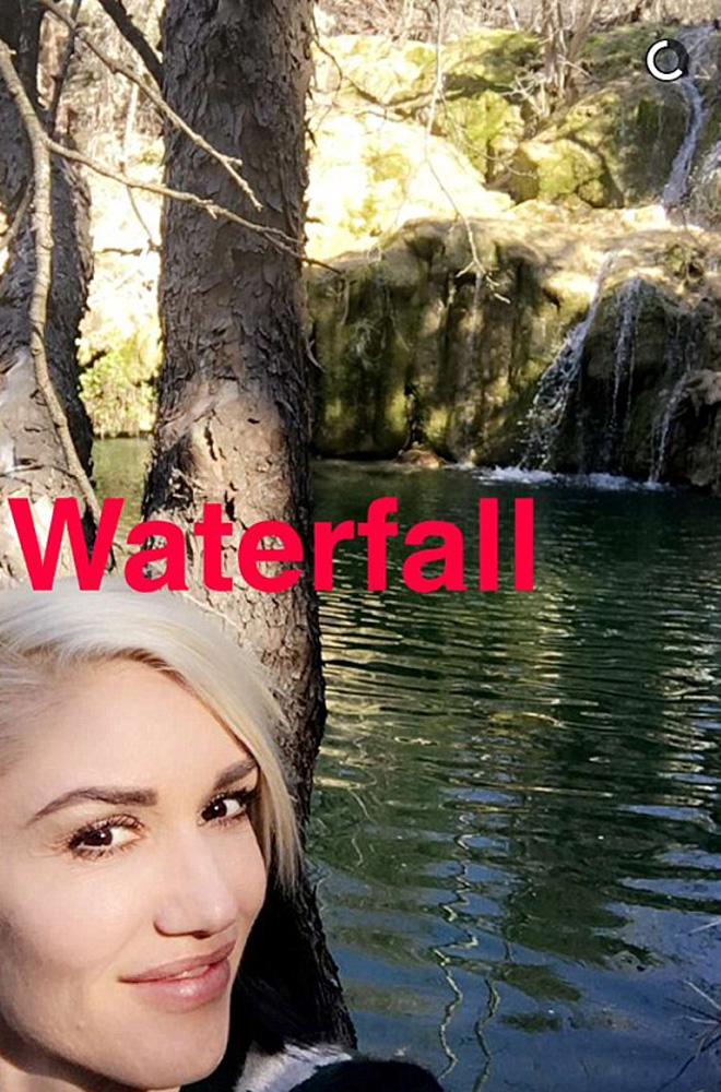 Gwen Stefani Blake Shelton Vacation Snapchat Kids