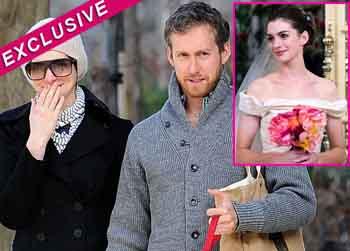 //anne hathaway wedding planning splash