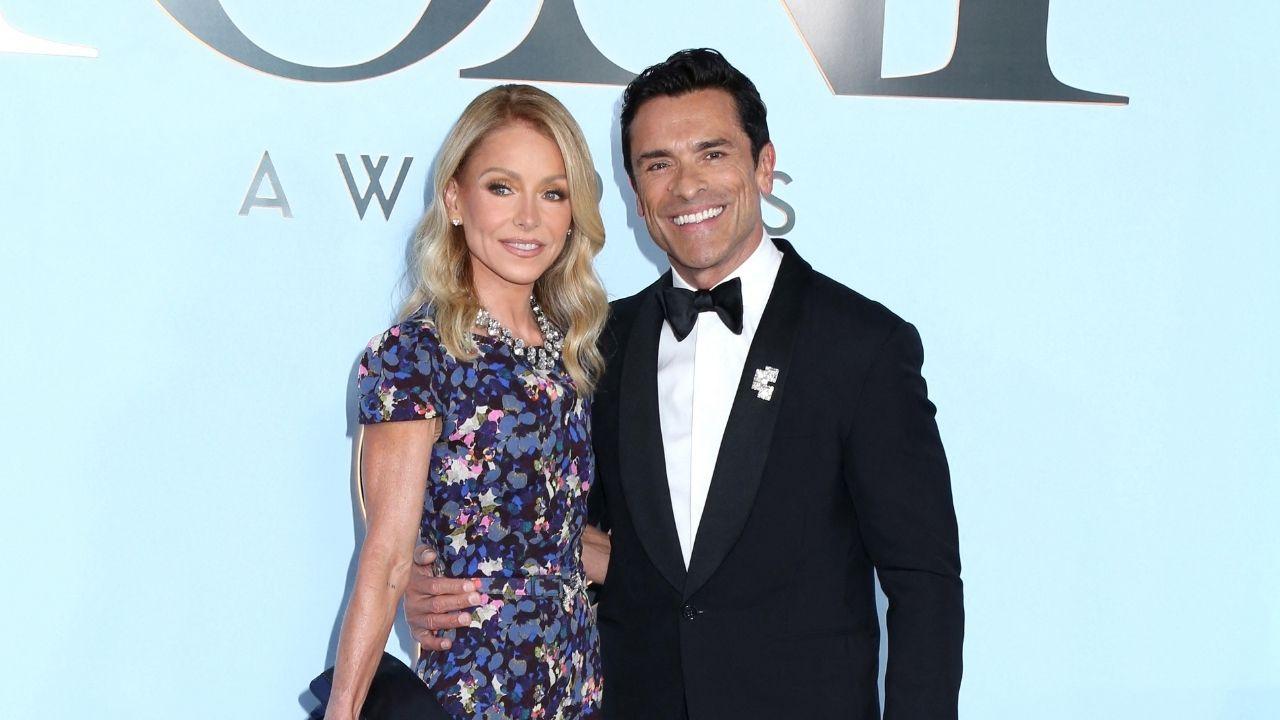 Image of Kelly Ripa and Mark Consuelos