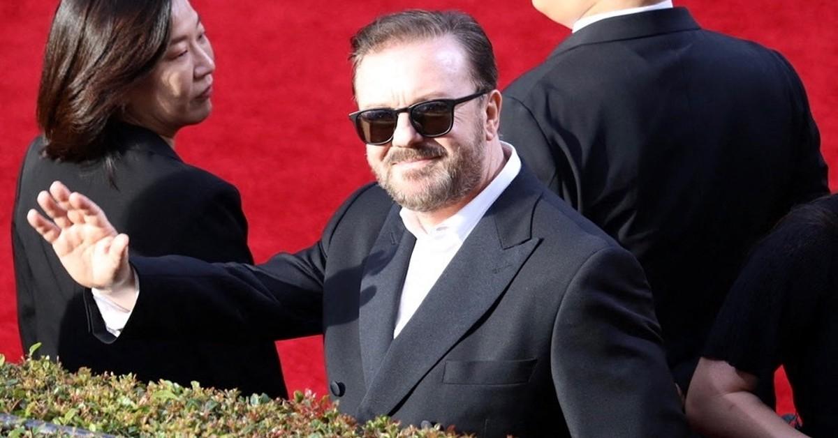 golden globes ricky gervais cancel comedian bullying skin rash