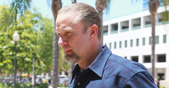 Jesse James Denies Cheating On Pregnant Wife, Admits To Texting Ex