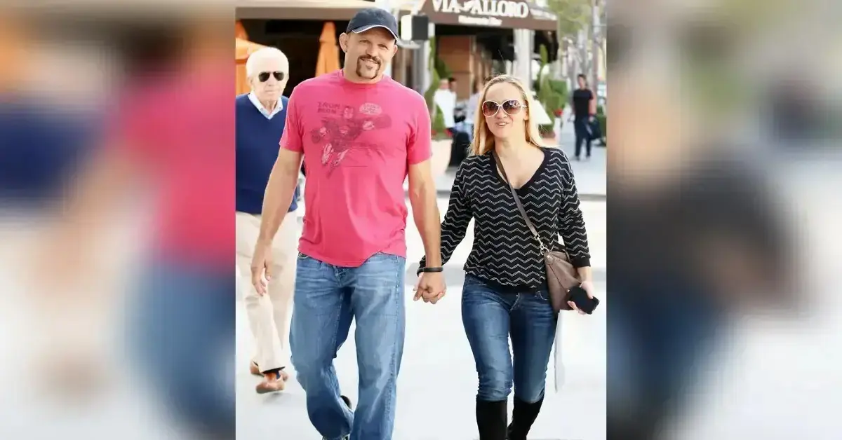 chuck liddell accuses ex wife heidi holding property hostage divorce war