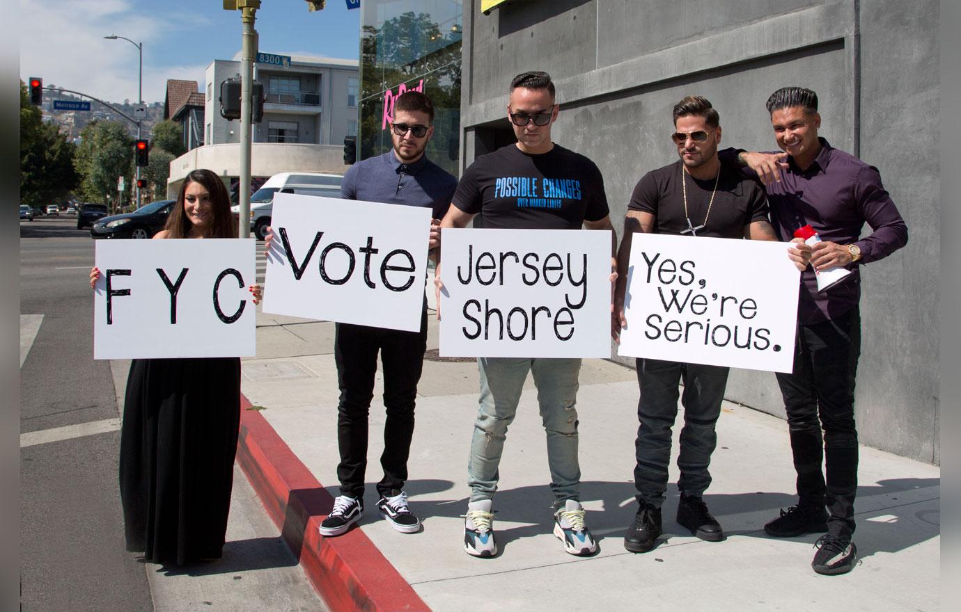 Jersey Shore Cast Take To The Streets On Emmy Campaign