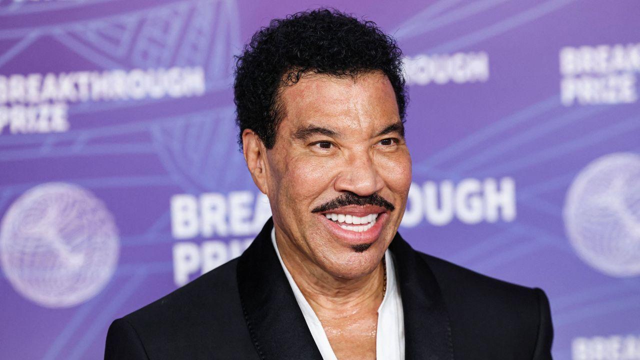 Lionel Richie's health scare sparks fears over his ability to continue touring amid concerns for the star.