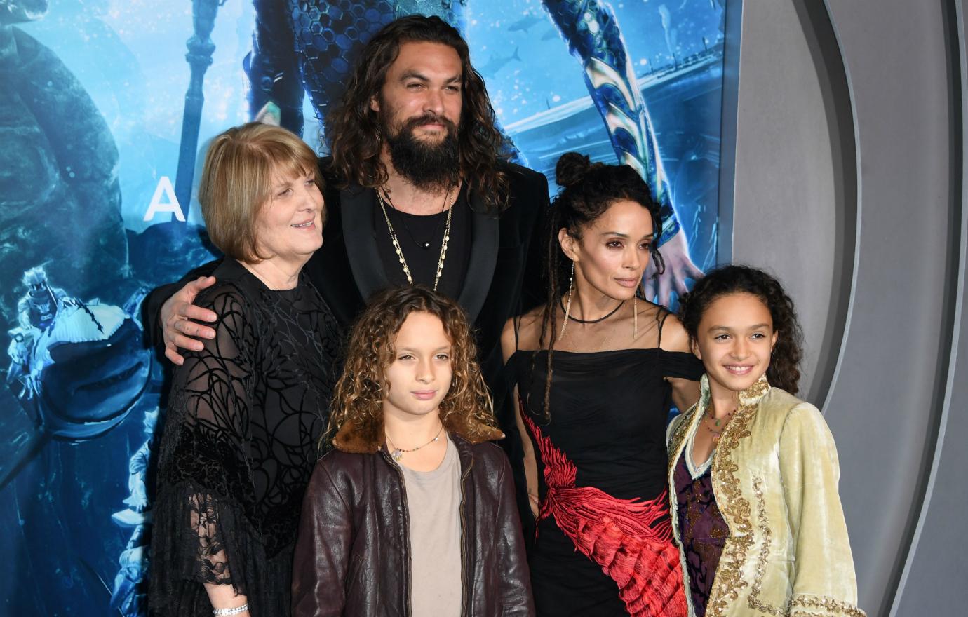 Jason Momoa and Lisa Bonet’s son, Nakoa-Wolf Manakauapo Namakaeha Momoa, and daughter Lola Iolani Momoa posed for a family photo (with Momoa’s mom) at the premiere of Aquaman in Los Angeles.