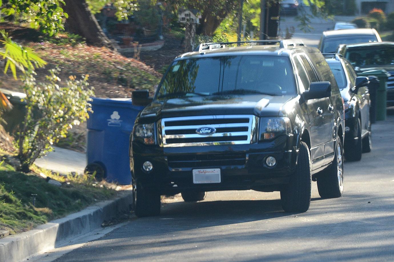 Ben Affleck Takes Car Shauna Sexton House