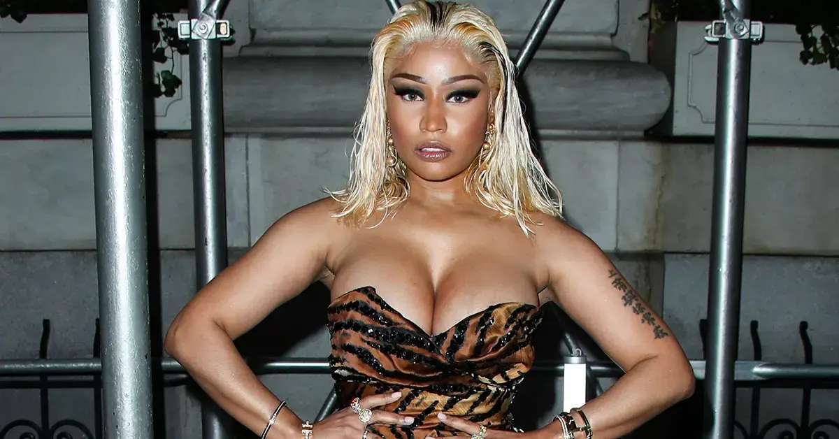 nicki minaj custom jewelry damaged lawsuit dismissed days after promoter sues  million china concert blew off court