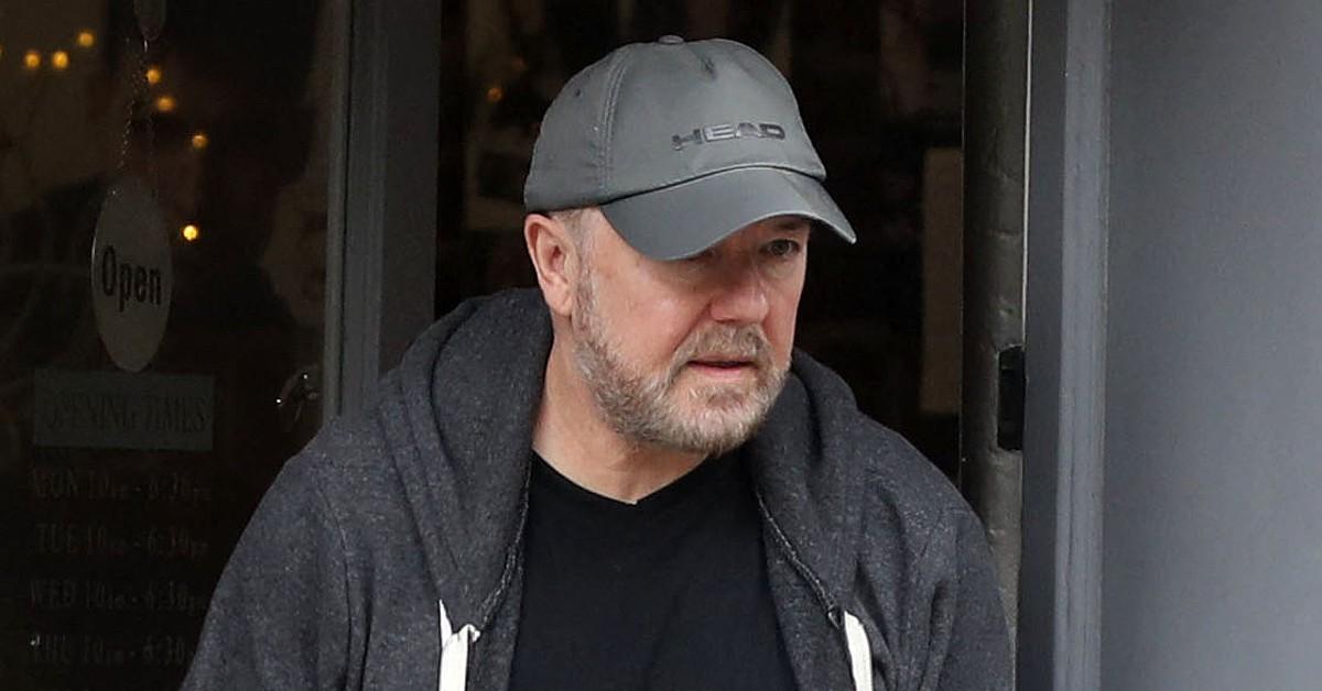 golden globes ricky gervais cancel comedian bullying skin rash