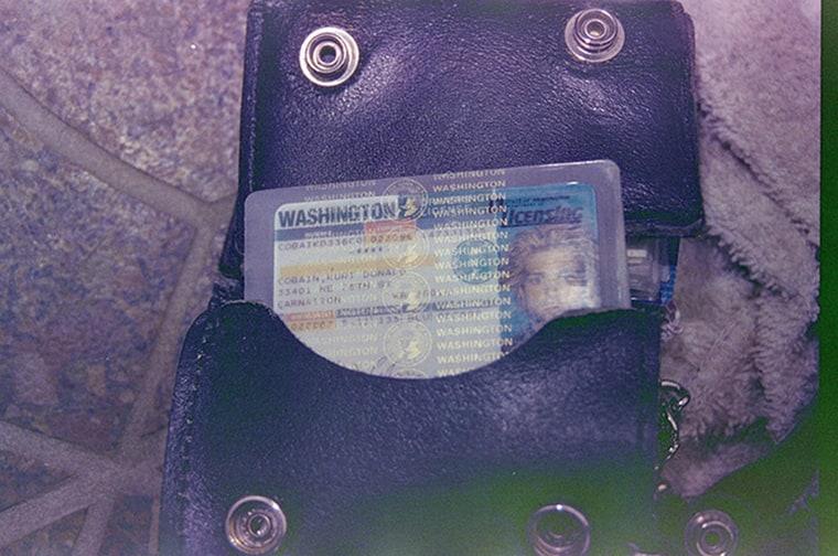 Police Release Photos Of Kurt Cobain's Suicide Gun Amid Murder ...