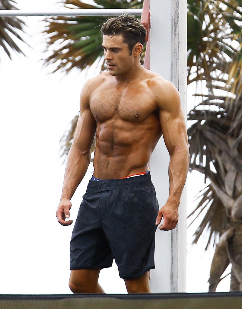 //Zac Efron Transformation Mens fitness