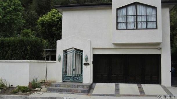 //naya rivera flipping beverly hills home  x