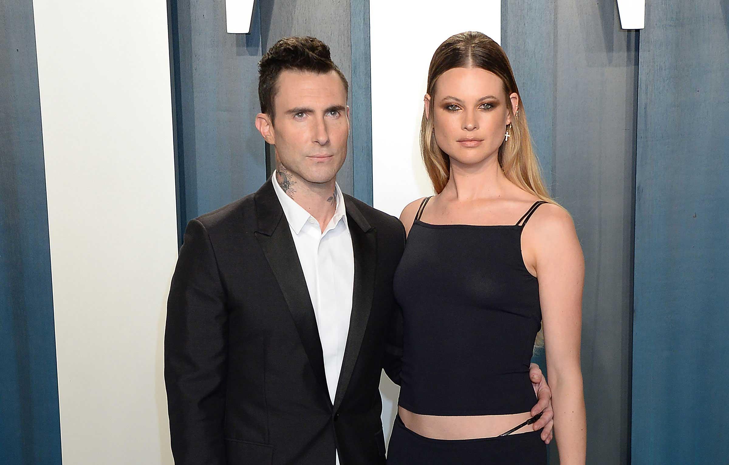 adam levine sumner stroh spotted first time tiktok scandal