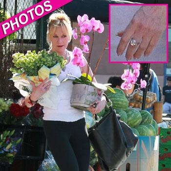 //melanie griffith no wedding ring