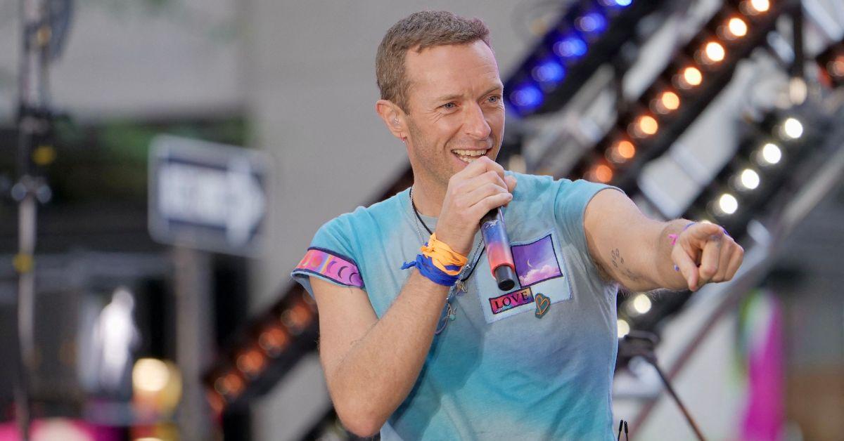 Chris Martin quipped about the kiss cam moment, igniting a viral internet frenzy.